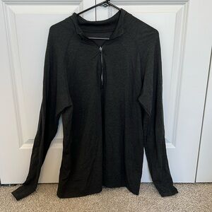 Men’s Lululemon grey quarter zip - size L